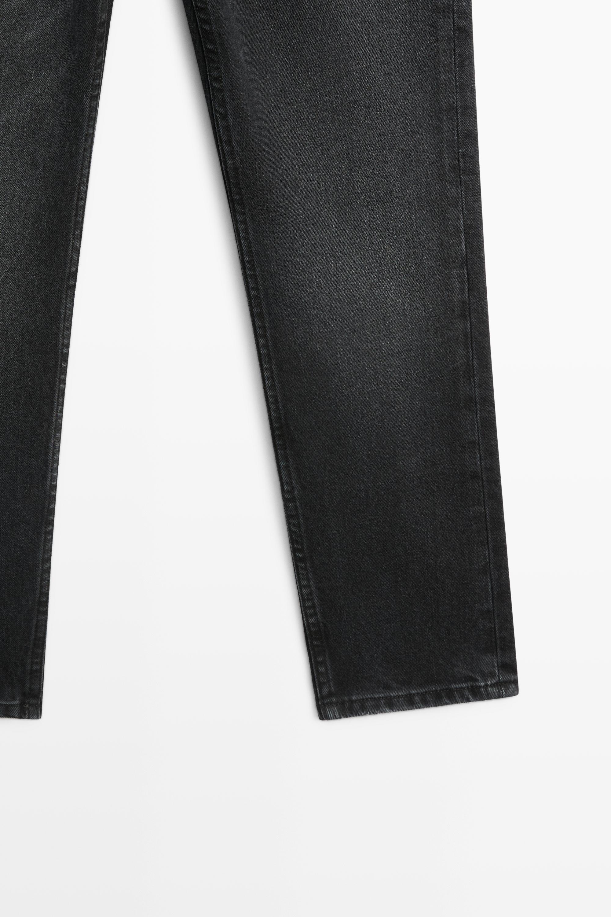 Mid-waist slim fit cropped jeans